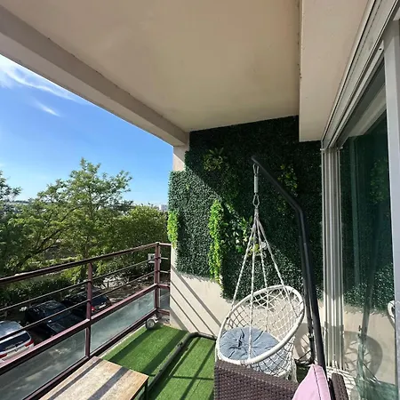 Διαμέρισμα Vue Sarthe, Balcon, Parking Securise, Gare A Pied